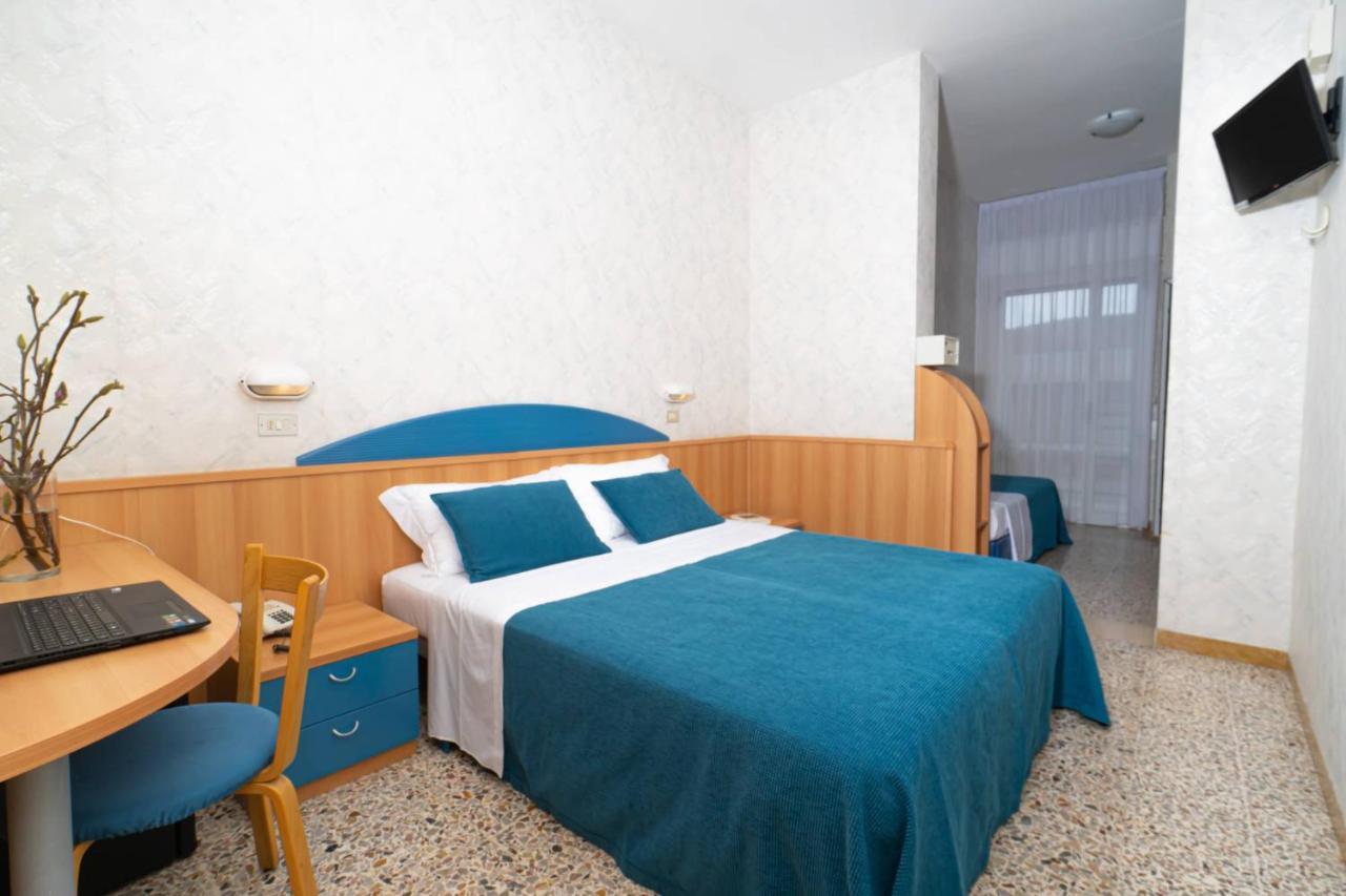 Hotel Sampaoli Bellaria-Igea Marina Eksteriør bilde