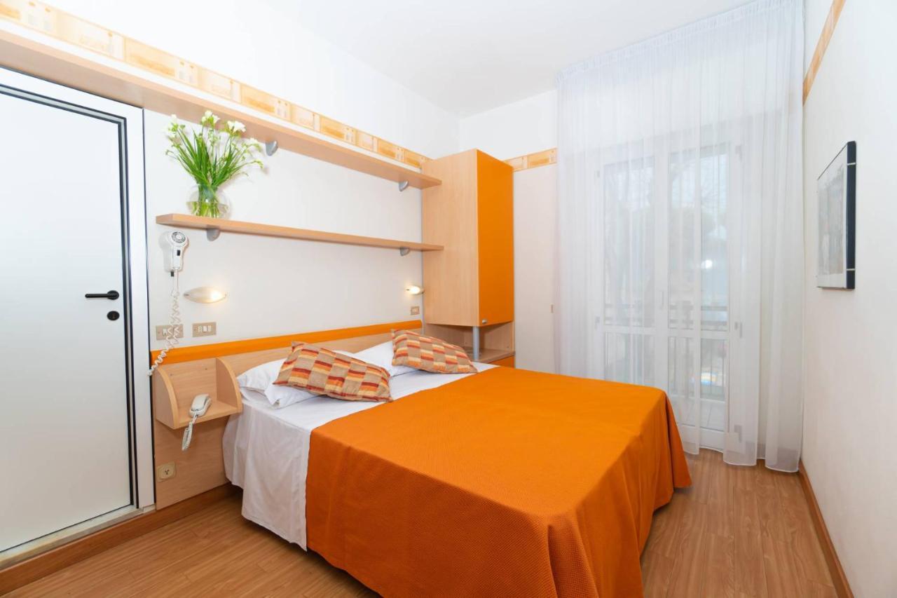 Hotel Sampaoli Bellaria-Igea Marina Eksteriør bilde
