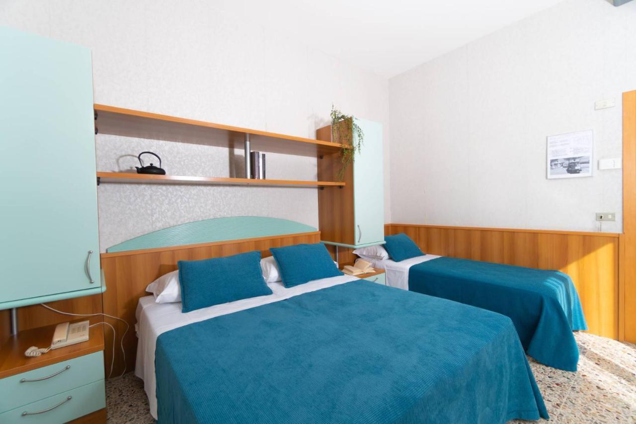 Hotel Sampaoli Bellaria-Igea Marina Eksteriør bilde