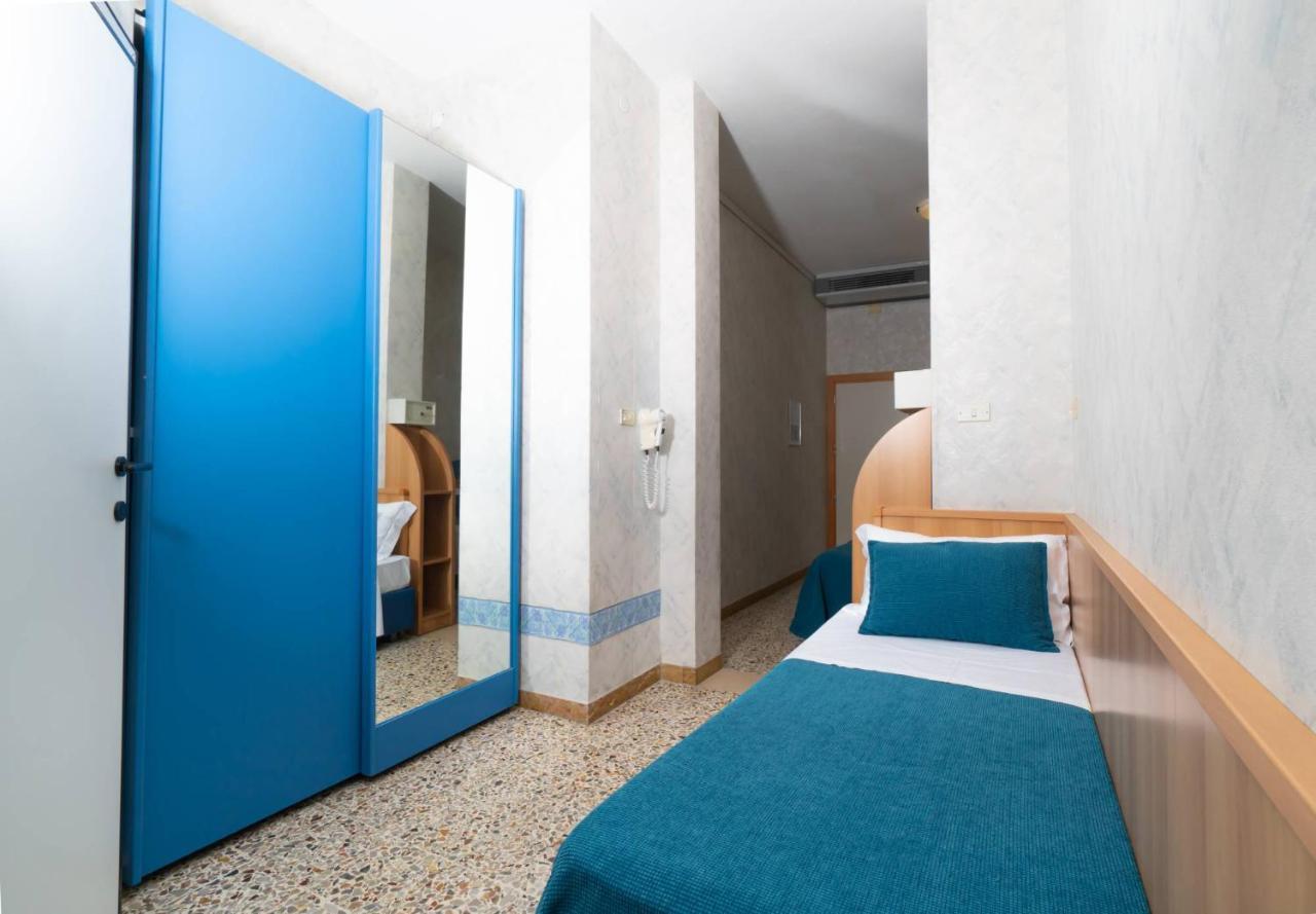 Hotel Sampaoli Bellaria-Igea Marina Eksteriør bilde