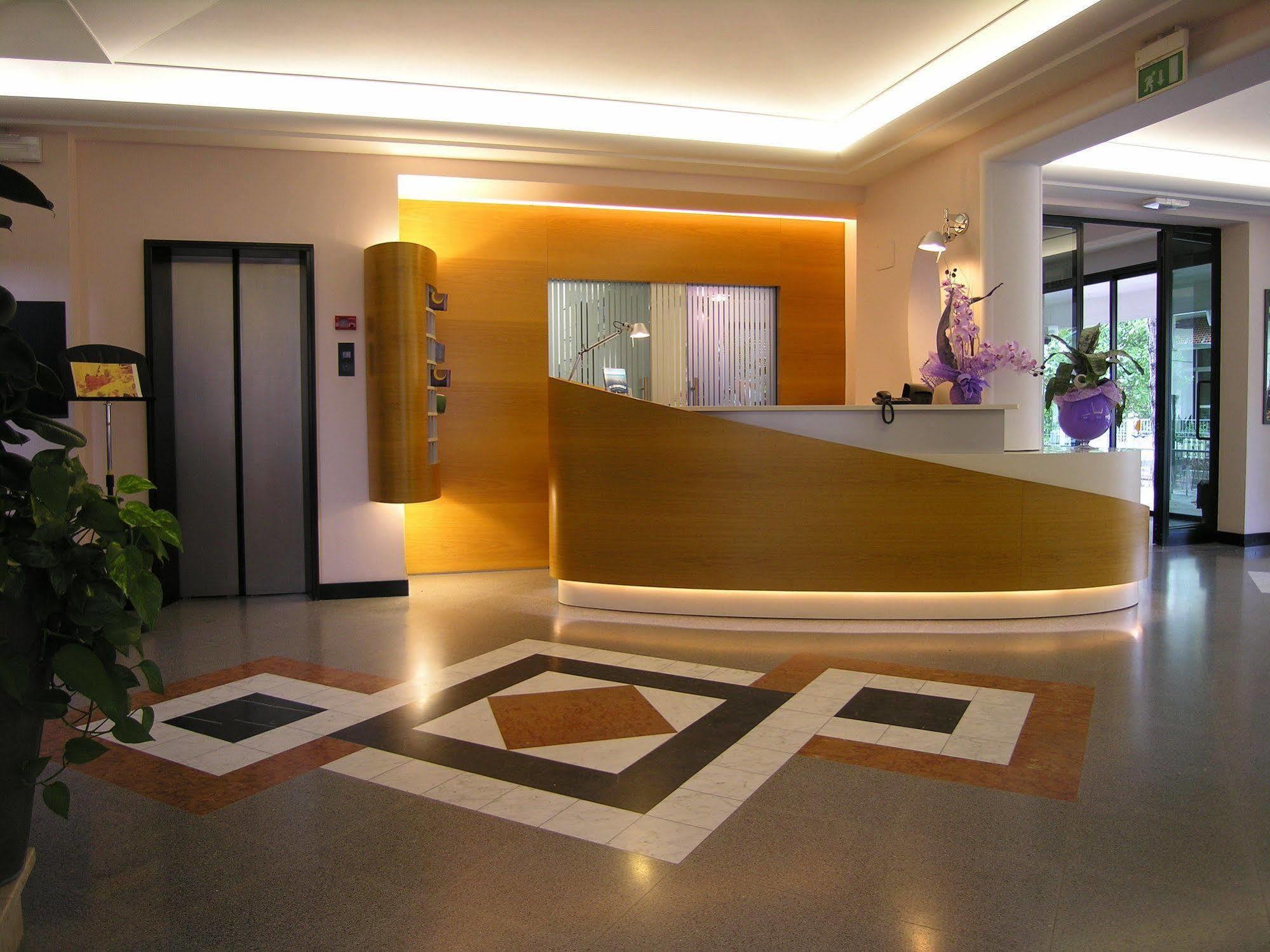 Hotel Sampaoli Bellaria-Igea Marina Eksteriør bilde